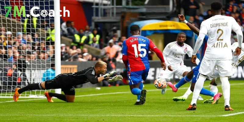 Nhận định Lyon vs Crystal Palace